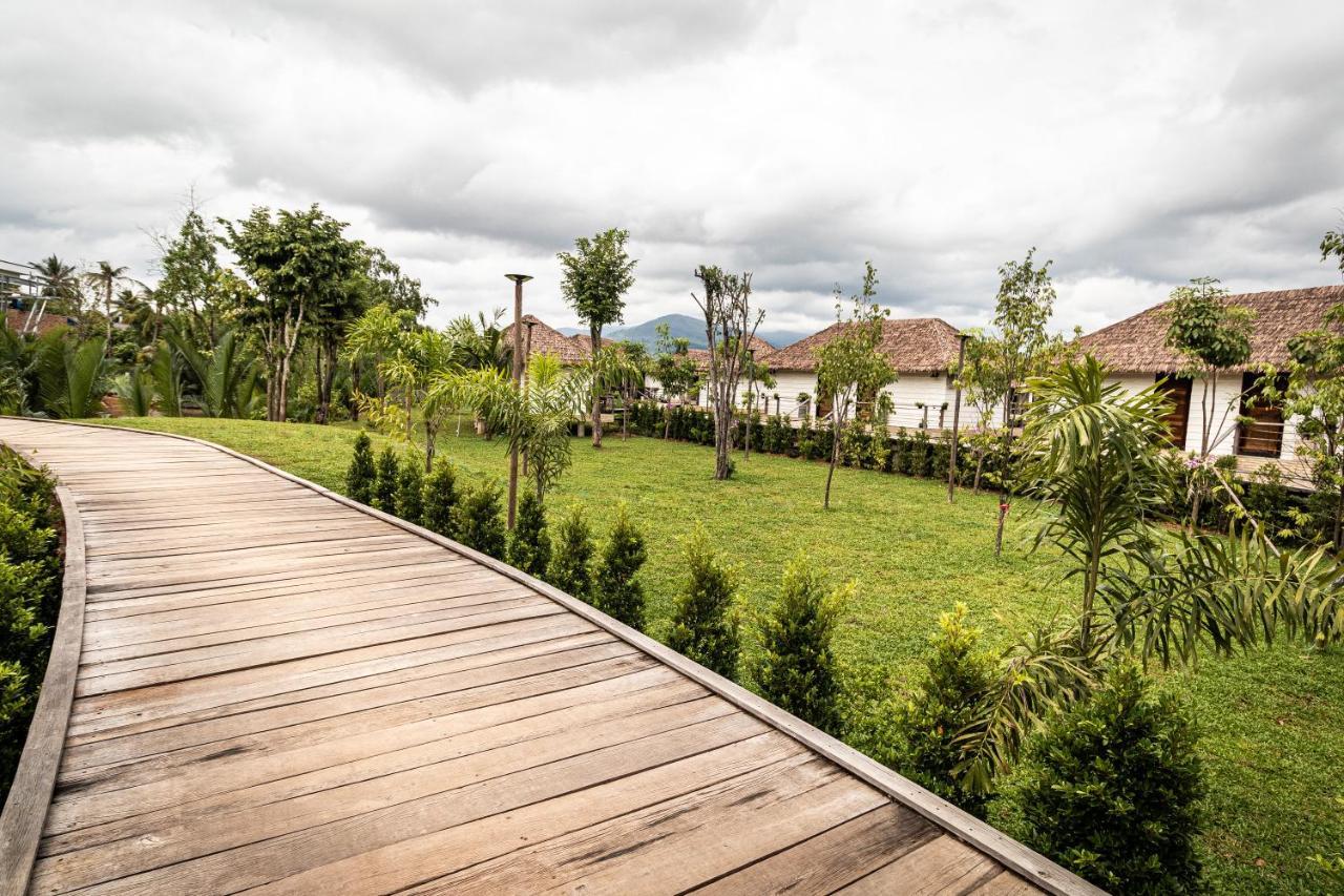 Good Time Relax Resort Kampot Luaran gambar